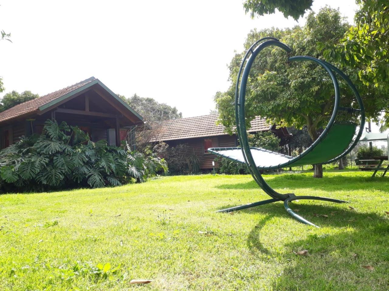 The Wooden Rose Cabins Bezet Exterior foto